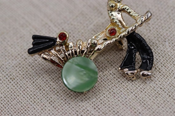 Vintage Unsigned Rickshaw Oriental Man Brooch Pin… - image 2