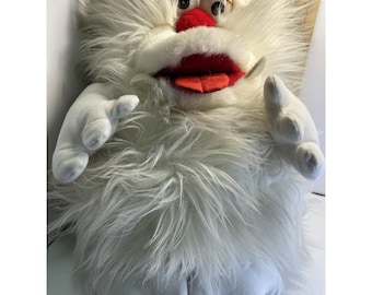 Vintage Yangjee 1987 Furbles Monster White Walter Plush Puppet Glow Eyes Tags