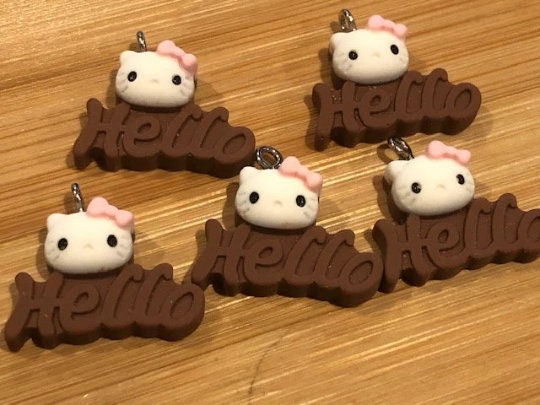5 pcs HK Hello Kitty l "Hello" with HK Head on Top Flatback l l Flatback Charm l Brown and White Resin AAA1