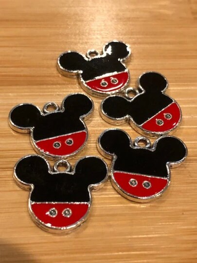 5 pcs Mickey Mouse Two Tone l Black Ears Red Shorts l Silver Tone l Enamel Charms Q4