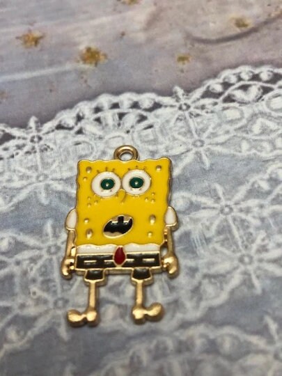 5 pcs Spongebob Shocked Looking Forward Hands Down l Nickelodeon Enamel Charms Y2 - Thumbnail 3