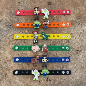 Party Favor Charm Bracelets