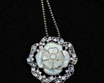Flower Brooch with Freshwater Pearl - Wedding Brooch, Original Flower Pin Accessory