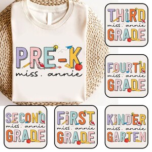 Paquete de regreso a clases PNG, primer día de clases personalizado para maestras, diseño de cuadros femeninos, preescolar, 1.er, 2.º y 3.er grado, diseño de nombre personalizado para maestras