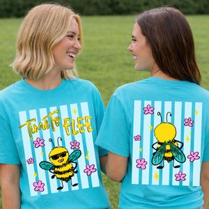 Paquete PNG de rayas "Time to Flee", divertido diseño de camiseta de abeja para el último día de clases, lindo diseño digital de abejorro para las vacaciones de verano, regalo para niños, estudiantes y profesores