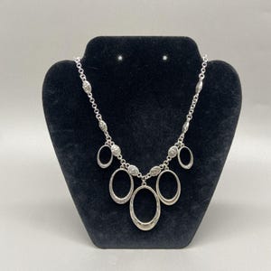 Brighton SWINGING SIXTIES Collar Necklace Ovals Silver Plated Retired 16-18 inch image 2