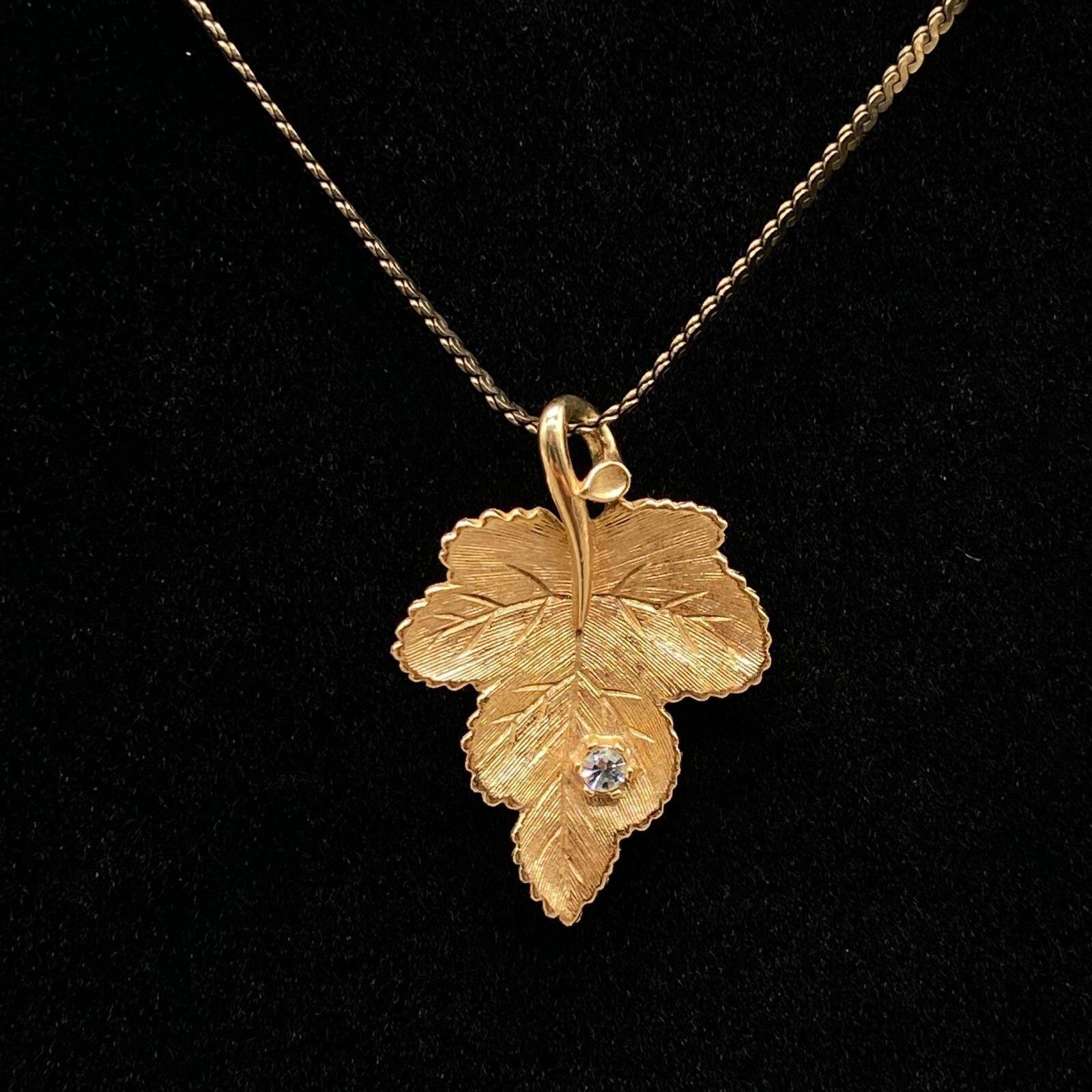 Avon gold necklace - Etsy 日本