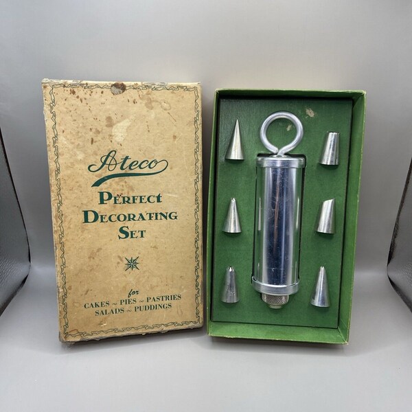 Vintage Ateco Perfect Decorating Set #701 in Original Box: Syringe with 6 Tips