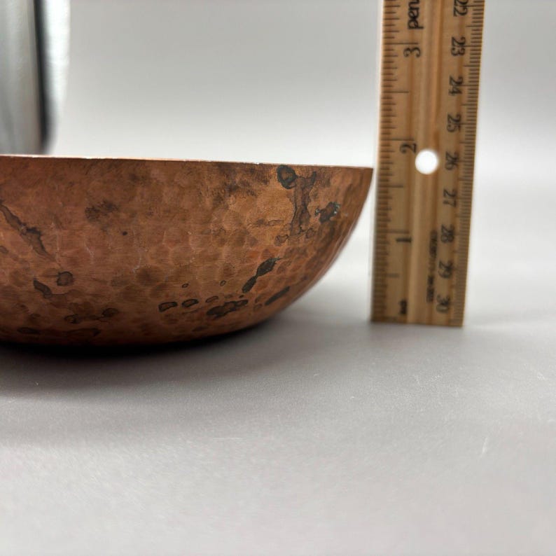 Sur La Table ボウル 2個セット ハンマー仕上げ銅メッキアルミニウム製 5.5インチ スナック用サービングボウル 画像 5