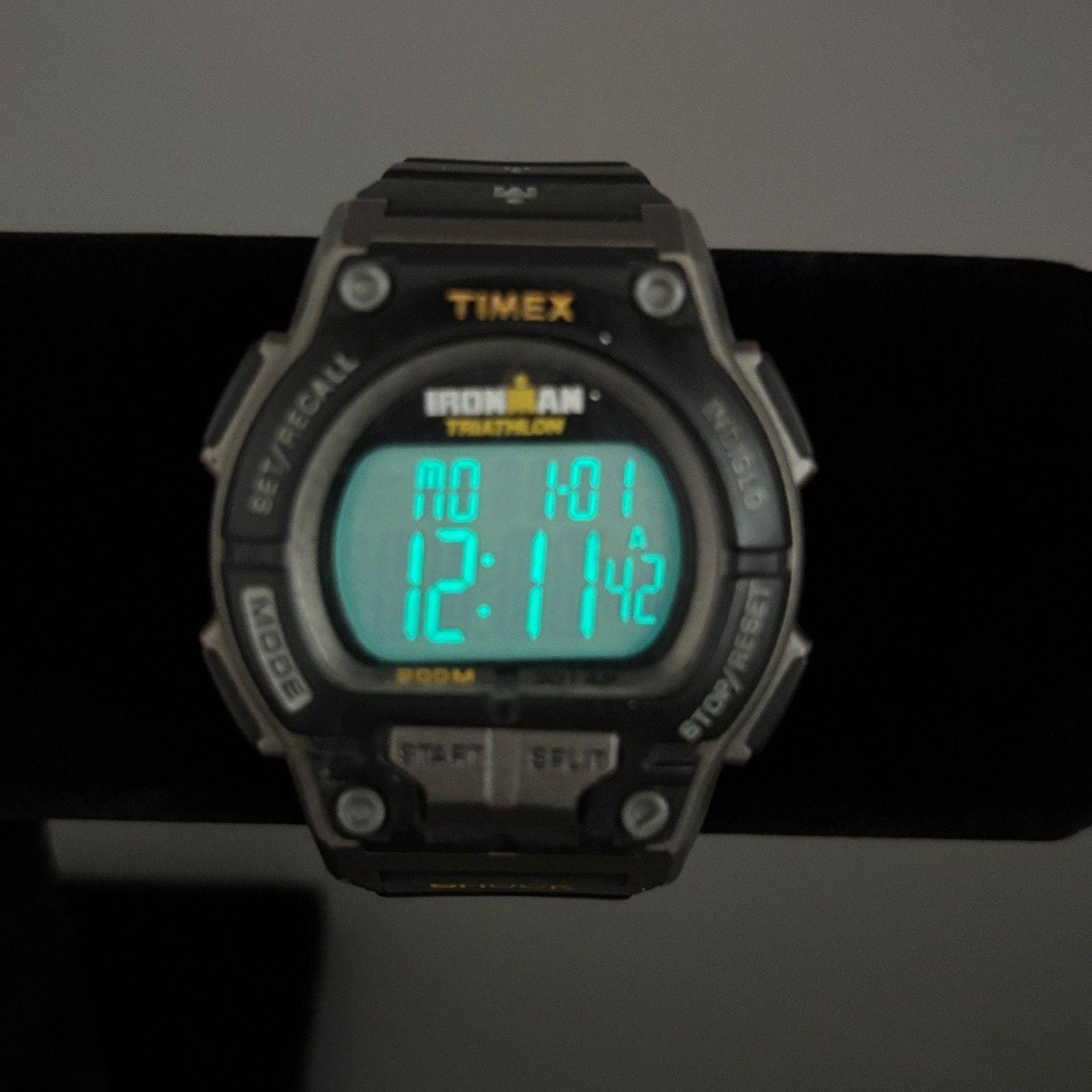Timex Ironman Triathlon Shock Indiglo 30 Lap Diver WR 200M Mens 