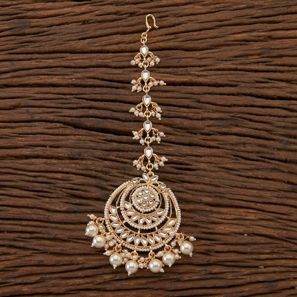 White Pearl Kundan Indo Western Chand Tikka With Gold Plating