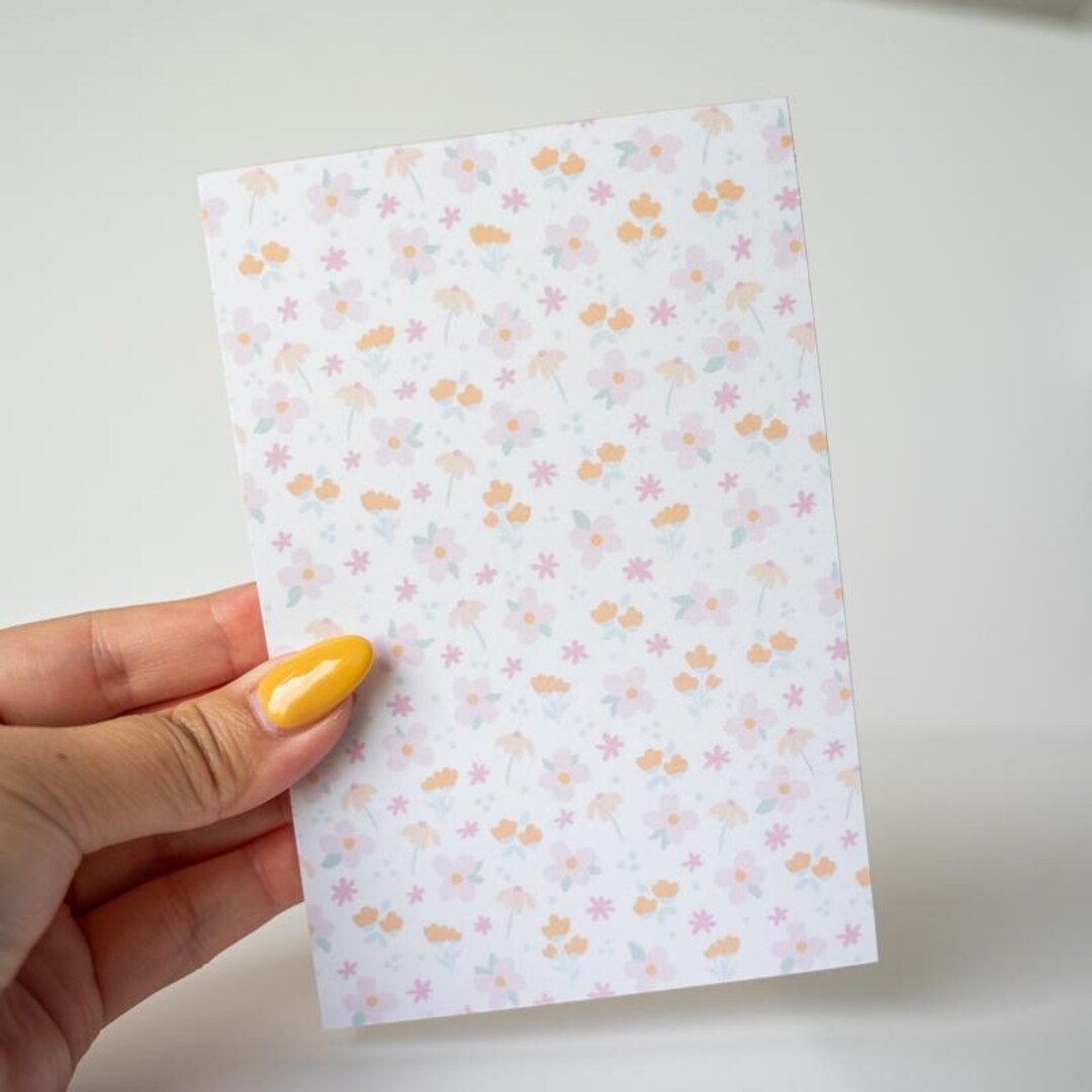 Pnotepad Pattern Cute Pink Flower Pattern Notepad - Adorable Floral Design for Home ...