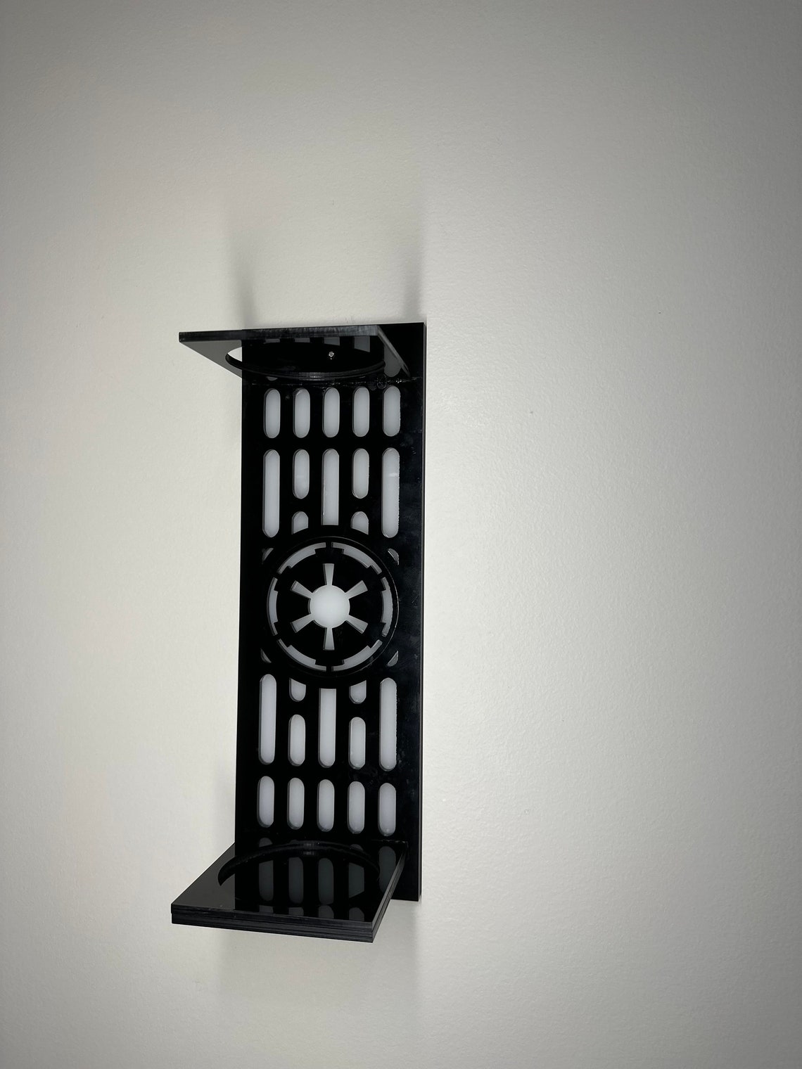 Lightsaber Wall Mount Vertical Lightsaber Stand Etsy