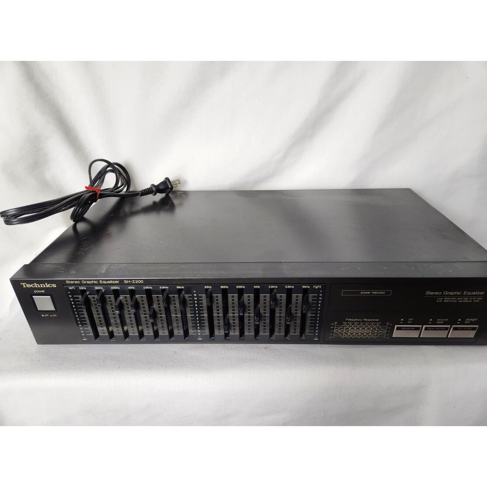 Technics SH-Z200 RARE Vintage Stereo Equalizer Made in Japan Technics SH-Z200 RARE Vintage Stereo Equalizer Made in Japan