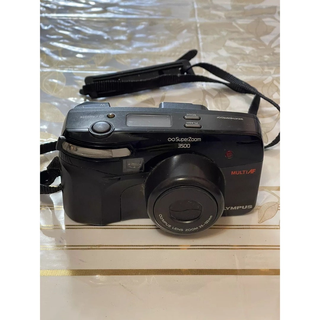 Olympus Infinity Superzoom 3500 35mm Film Camera 35 to 120mm Zoom