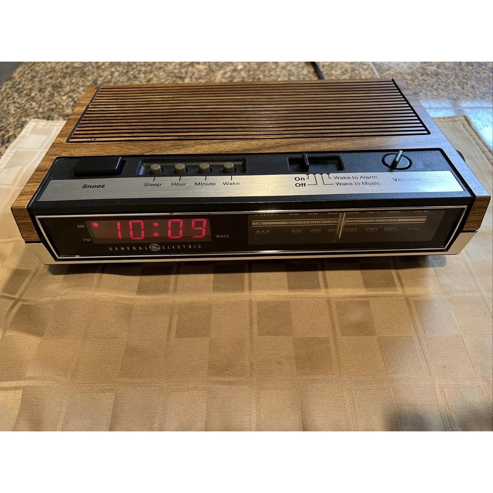 GENERAL ELECTRIC ラジオ時計　1950製MADE IN USA il_fullxfull.6479917519_mmv3.jpg