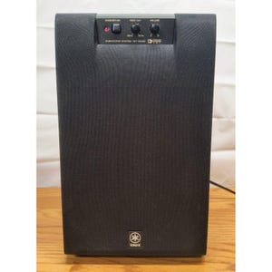 Yamaha YST-SW010 Powered Subwoofer Speaker Excellent Yamaha YST-SW010 Powered Subwoofer Speaker Excellent