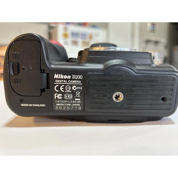 Nikon D200 10.2 MP Digital SLR Camera - Black - Etsy