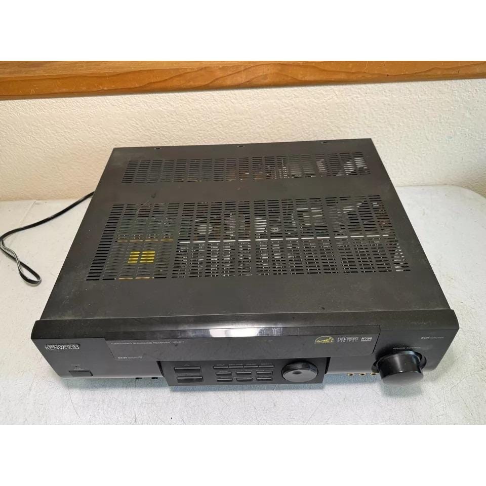 Kenwood AV Receiver Amplifier Tuner Stereo Surround VR-517 Kenwood AV Receiver Amplifier Tuner Stereo Surround VR-517