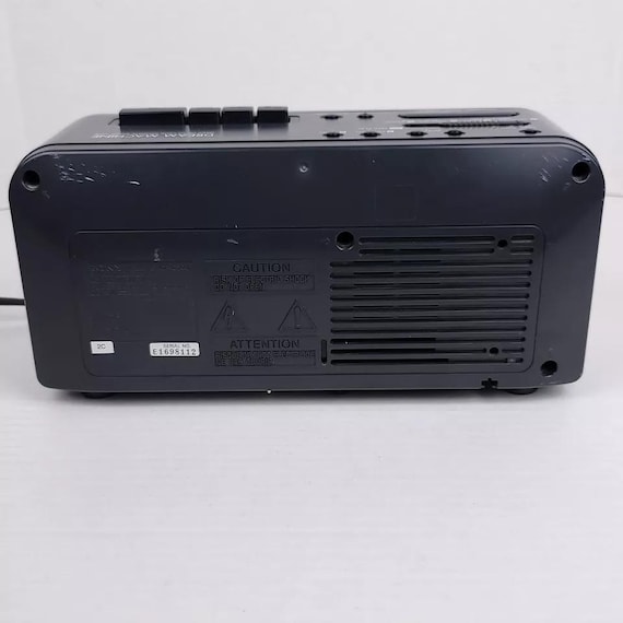 Sony ICF-C600 Dream Machine AM/FM Radio Cassette Tape Player Alarm