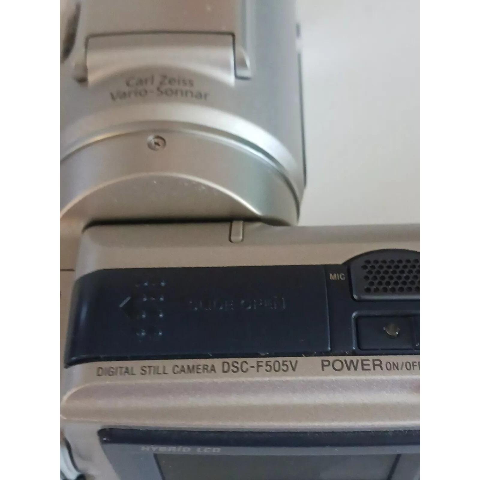 Buy Sony DSC-F505V 2.1 MP Digital Camera With 5x Optical Zoom
