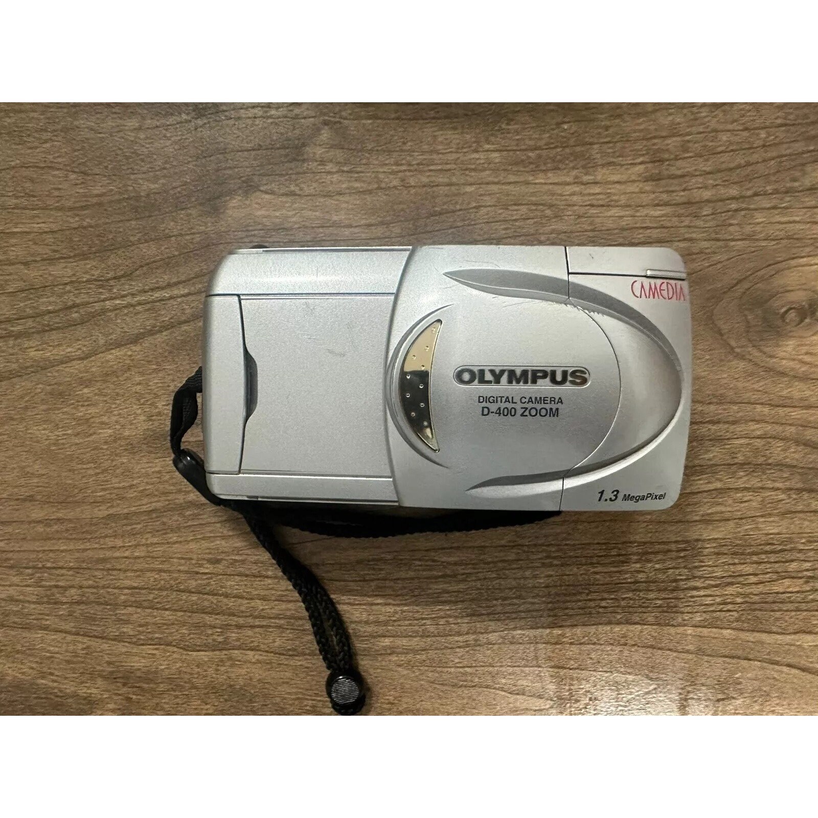 Olympus Camedia 1.3 MP 3x Optical Zoom D-400 Zoom Digital