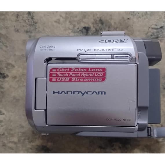 Sony Handycam DCR-HC20 Carl Zeiss Mini DV Camcorder Recorder