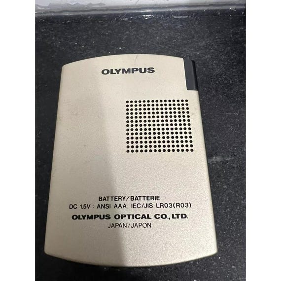 OLYMPUS Pearlcorder L400 Ultra-compact Microcassette Recorder