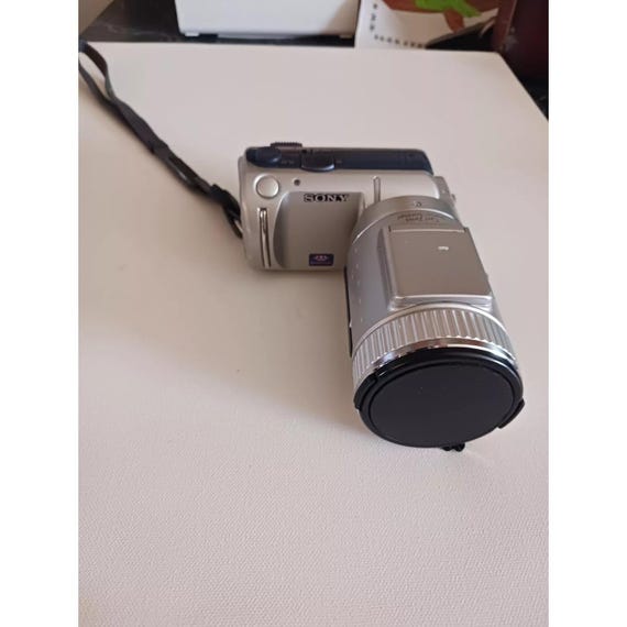 DSC-F505V SONYカメラ2個セット CCD-TRV85 DSC-F505V SONYカメラ2個セット