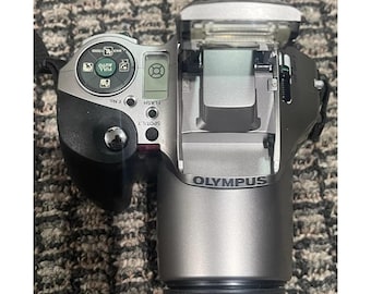 ビンテージ カメラ オリンパス スーパーズーム 115。フィルム カメラ