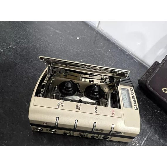 OLYMPUS Pearlcorder L400 Ultra-compact Microcassette