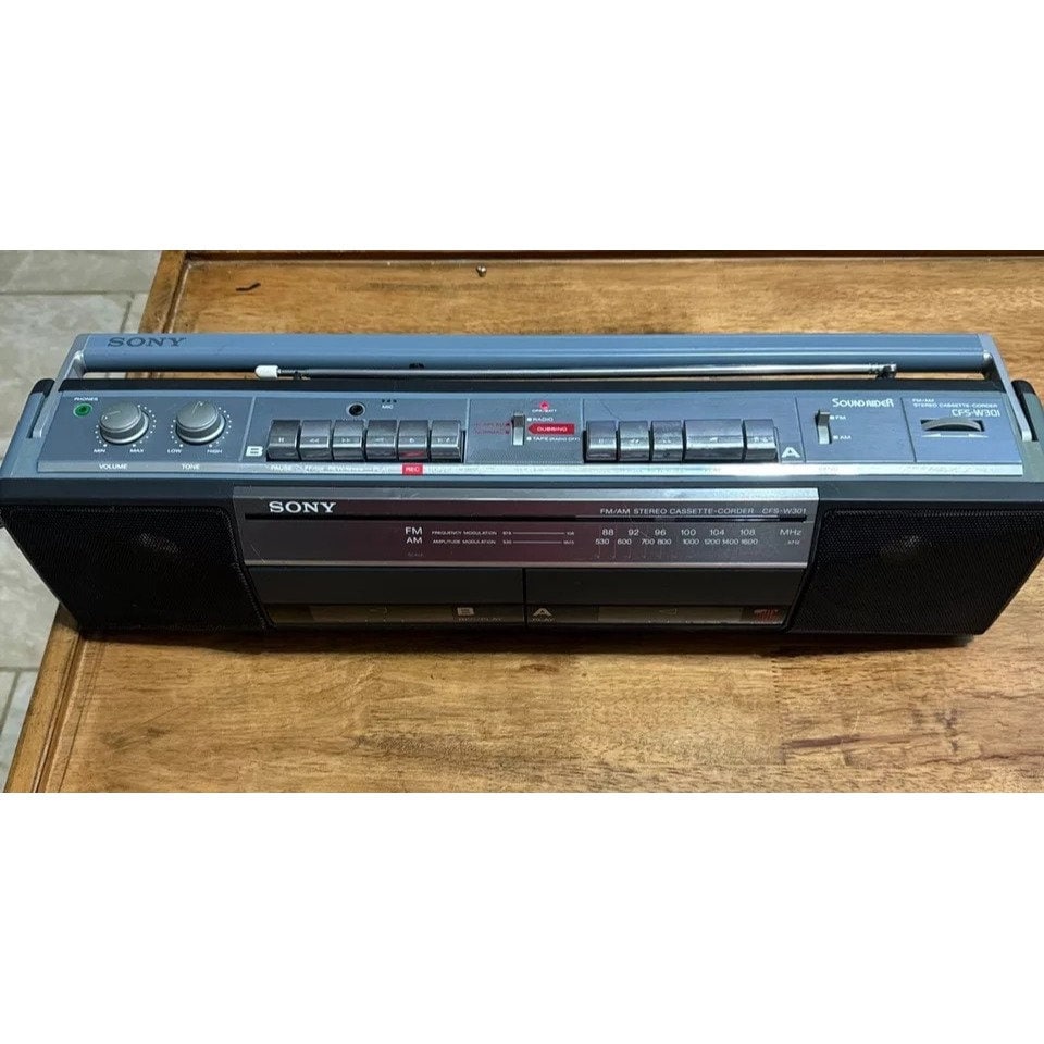 SONY CFS-W501 ラジオ・カセットプレーヤー