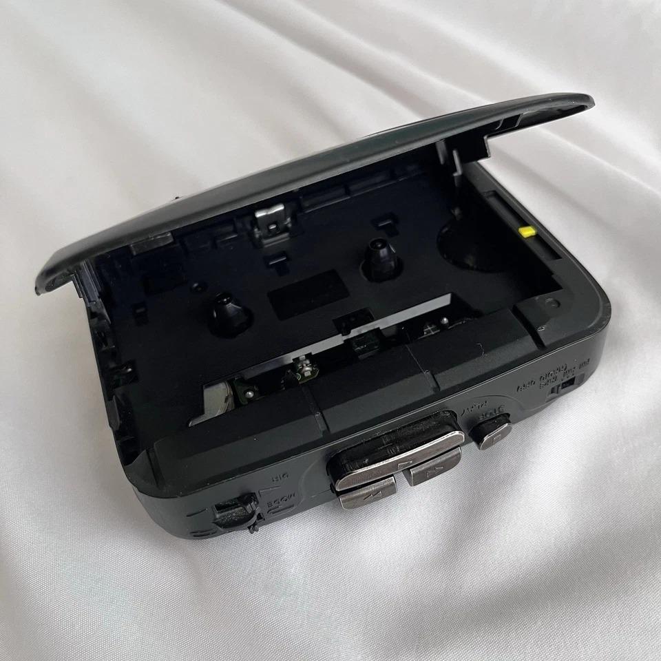 Sony WM-FX303 ウォークマン カセットプレーヤー/ラジオ オート