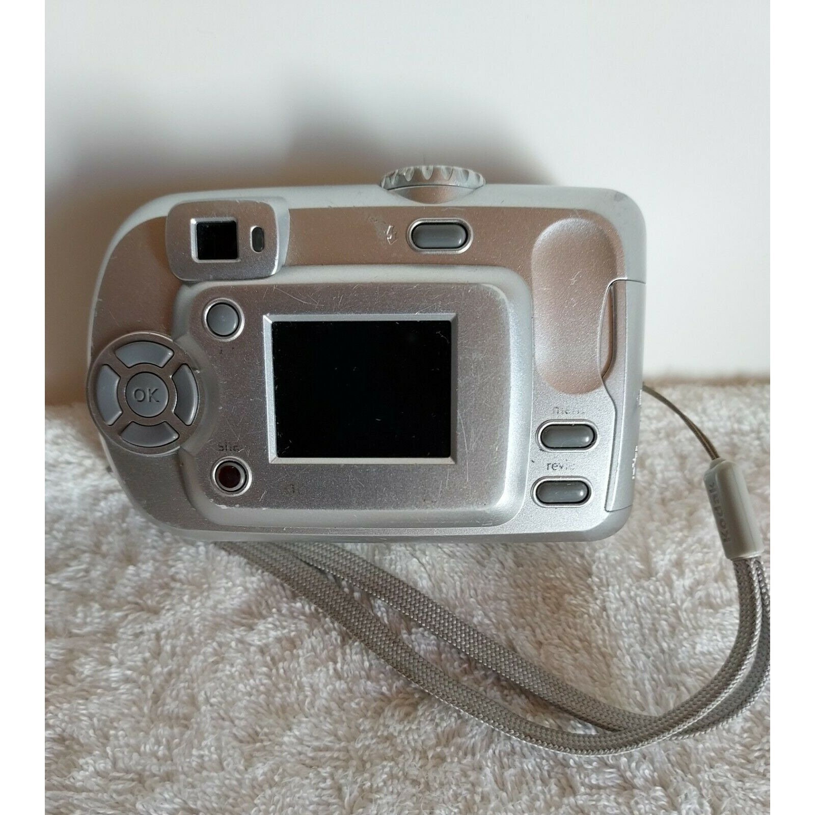 Kodak Easyshare C300 Digital Camera Point & Shoot 3.2MP 1.5 5x Digital