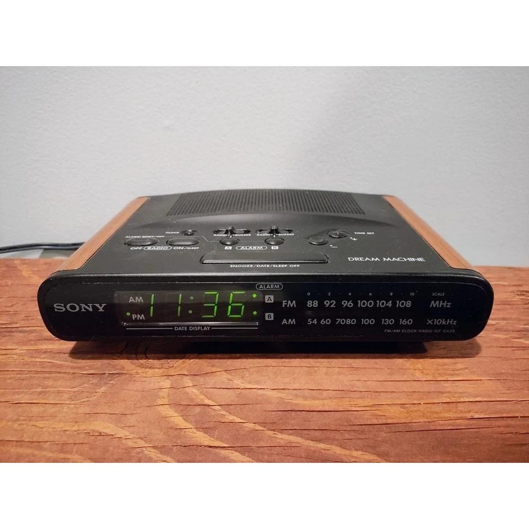 Vintage Sony ICF-C430 Dream Machine Digital Dual Alarm FM/AM Clock