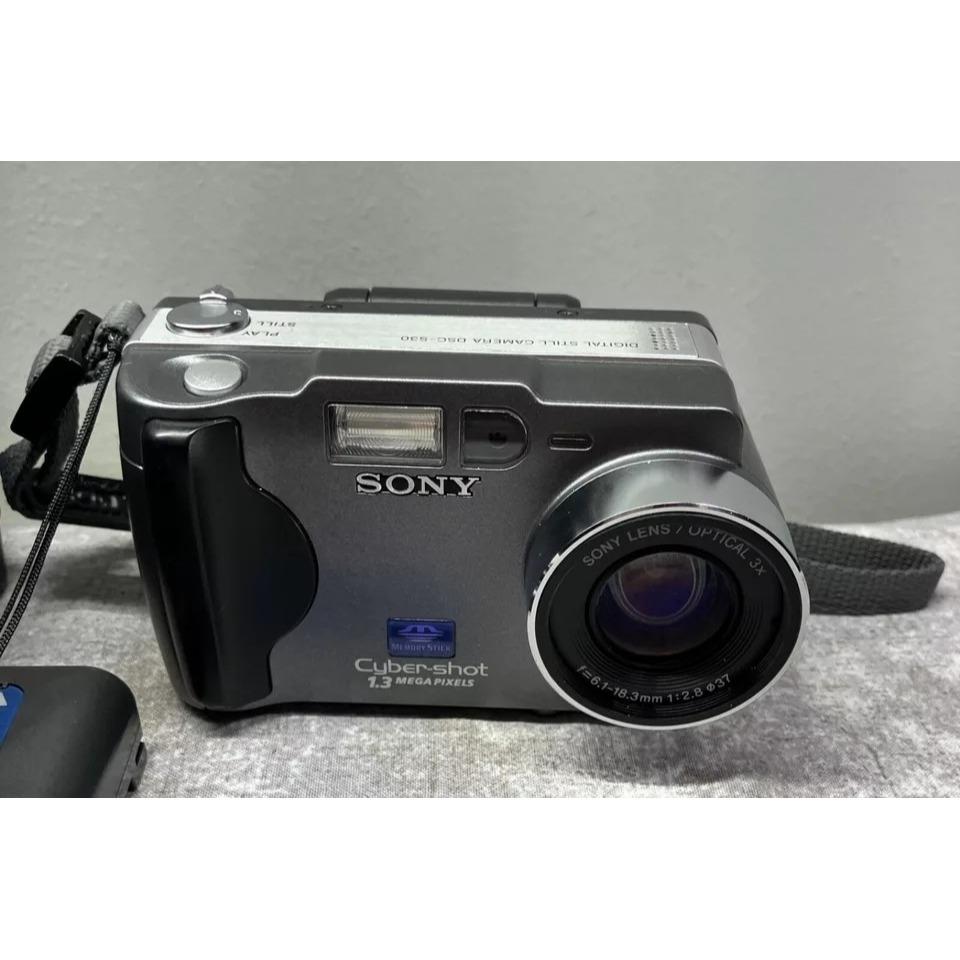 Sony DSC-S30 Cyber-shot 1.2MP Digital Camera With 3x Optical Zoom