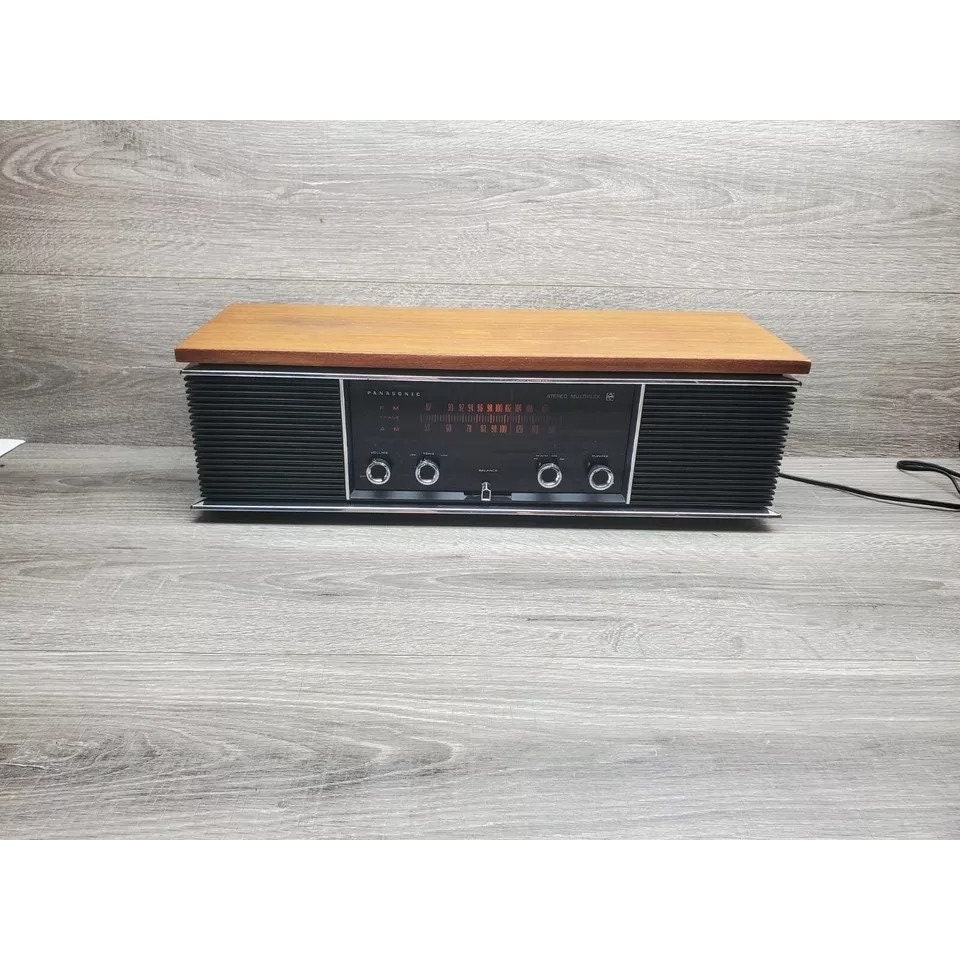 Vintage Panasonic Stereo Multiplex Model RE-7300 Fm AM FM Stereo
