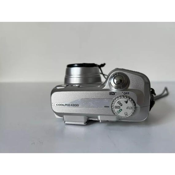 Amazon | Nikon デジタルカメラ COOLPIX L3 シルバー COOLPIXL3