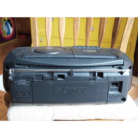 SONY CDラジカセ CFD-S33 Sony CFD-S33 CD Player Cassette Recorder Stereo Radio