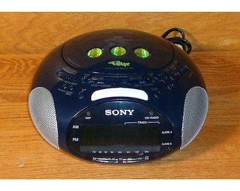 Sony Icf-cd831 Dream Machine Psys CD Player AM/FM Radio Dual Alarm