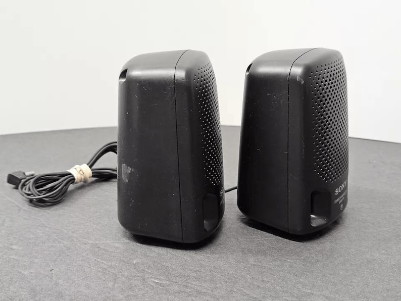 Sony SRS-P3 Walkman Stereo Speaker System Portable Computer Speakers Black image 2