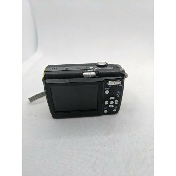 Nikon COOLPIX L1 6.2MP Pocket Point Shoot Digital Camera - Black