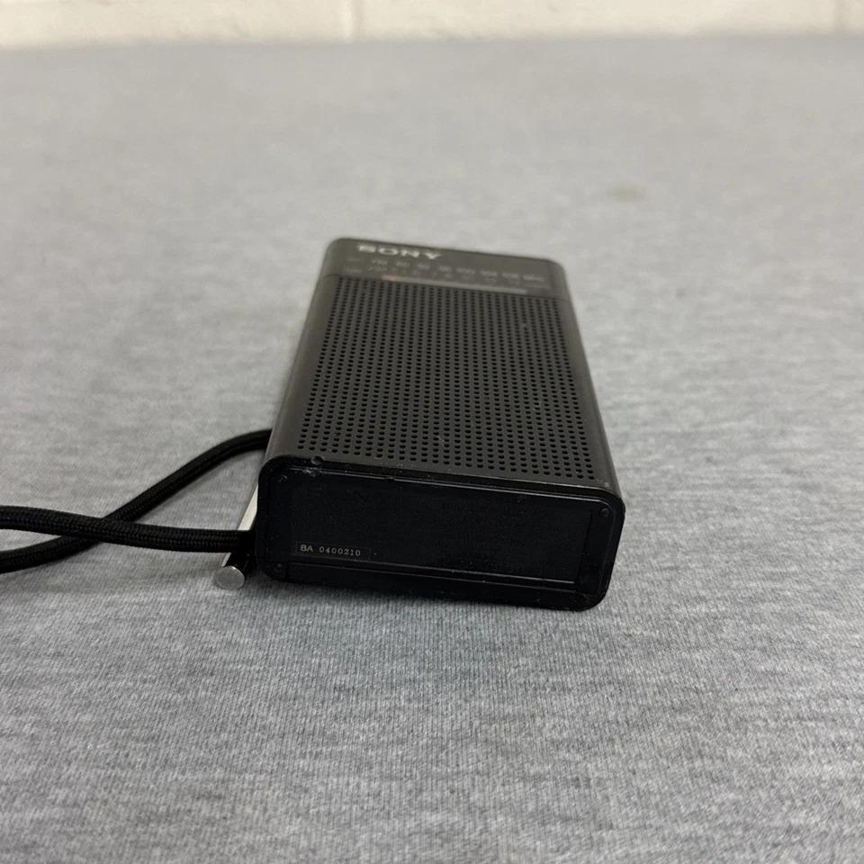 新品　未使用品　SONY FM/AMラジオ　ICF-P26 Amazon.com: Sony ICFP26 Portable AM/FM Radio,Black : Electronics