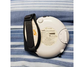 Sony D-FS601 S2 Sports Portable Walkman CD Player Weather TV/Am/FM Radio  Tested