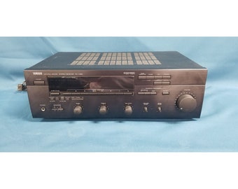 Yamaha RX-V390 5.1-Channel Natural Sound A/V Stereo Receiver (Tested /No Remote)