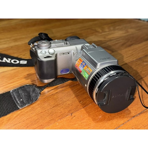 Sony Cyber-shot DSC-F707 5.0MP 5X Digital Zoom Camera - Etsy Canada
