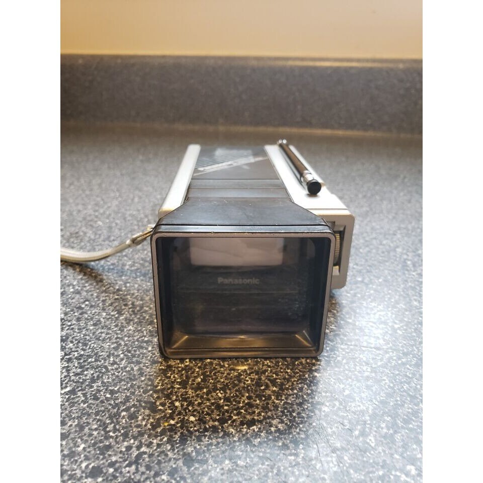 Vintage Panasonic 1.5” Travelvision Portable B&W Analog TV TR