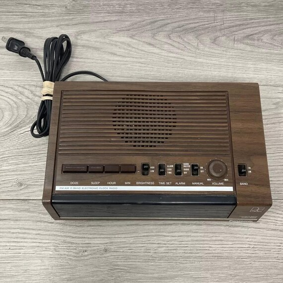 Panasonic RC-6050 Vintage AM/FM Clock Radio - Etsy Australia