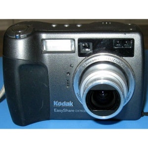 Kodak EasyShare DX7630 6.1 MP 3.0x Optical Zoom Lens Dark Gray