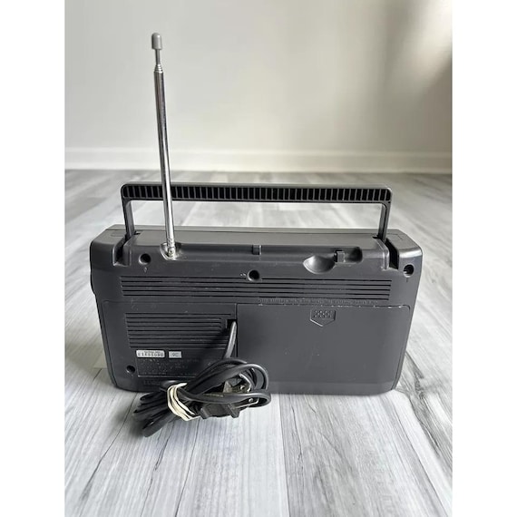 Sony ICF-34 TV Sound Am/fm/weather Portable Radio Electric or